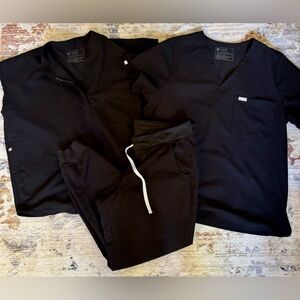 Figs 3 Pc Black Scrub Set